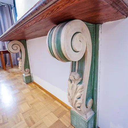 Marietta Villa *